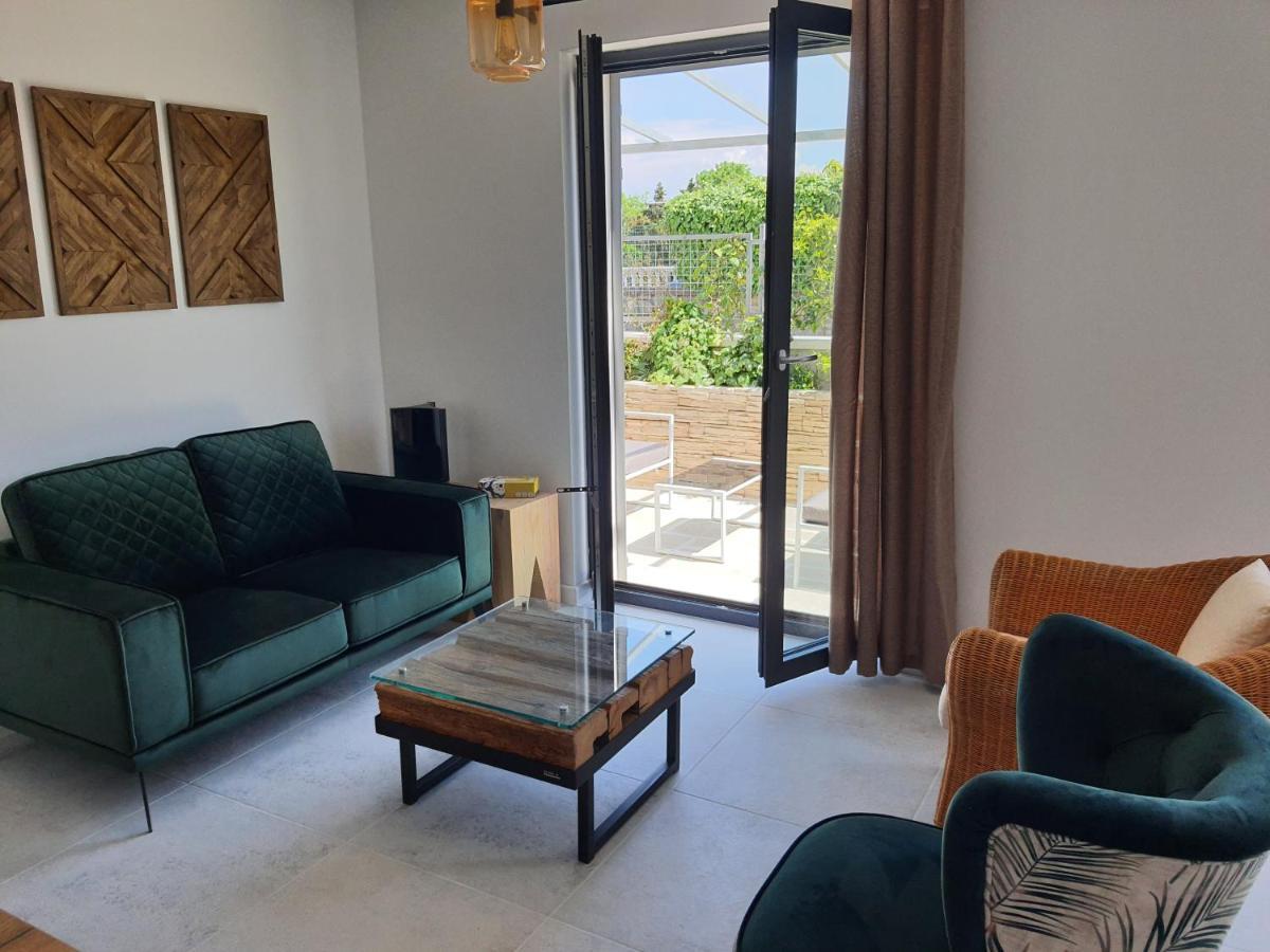 Apartments Krista เมดเวยา ภายนอก รูปภาพ